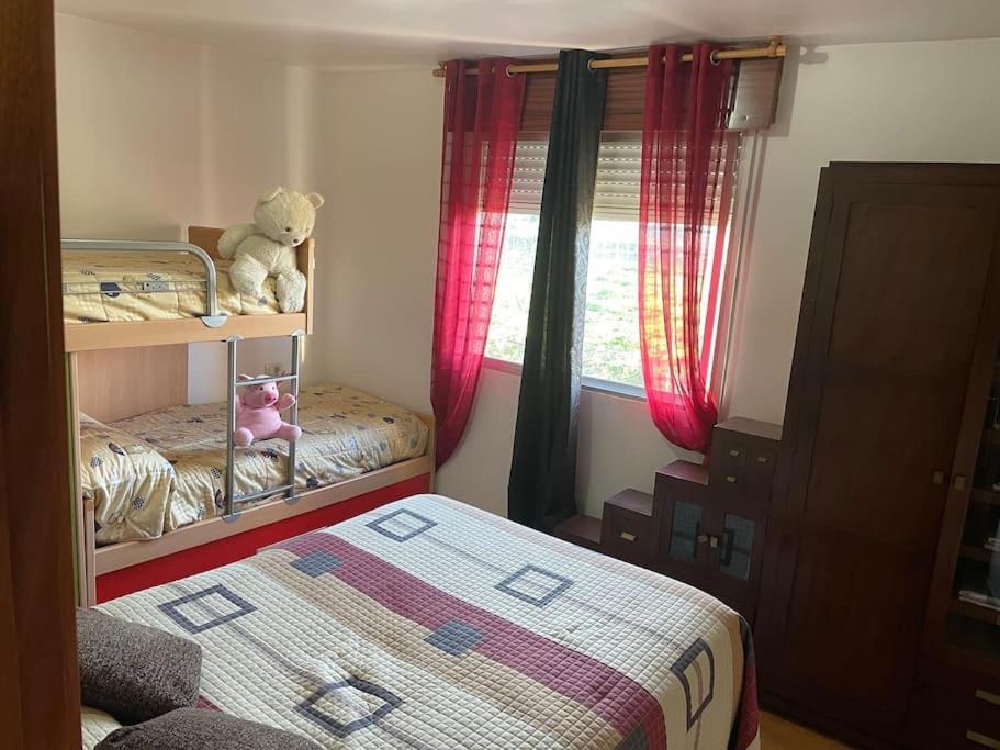Chalet Casa Con Piscina En Arbo Vigo מראה חיצוני תמונה
