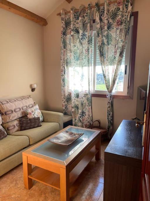 Chalet Casa Con Piscina En Arbo Vigo מראה חיצוני תמונה